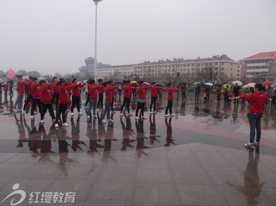 山東樂(lè)陵紅纓歐尚名城幼兒園舉辦遠(yuǎn)足踏青活動(dòng)