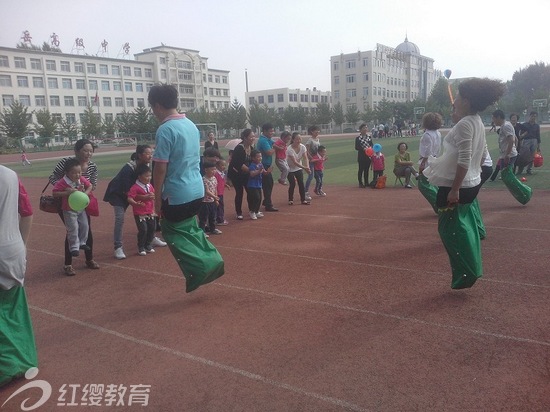 遼寧營口紅纓鴻程幼兒園舉辦親子運(yùn)動(dòng)會(huì)