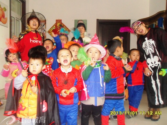 山東壽光紅纓愛心雙語(yǔ)幼兒園舉辦萬(wàn)圣節(jié)活動(dòng)