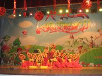 榮獲玉林城區(qū)幼兒園慶六一文藝匯演一等獎(jiǎng)的舞蹈《咚巴拉》